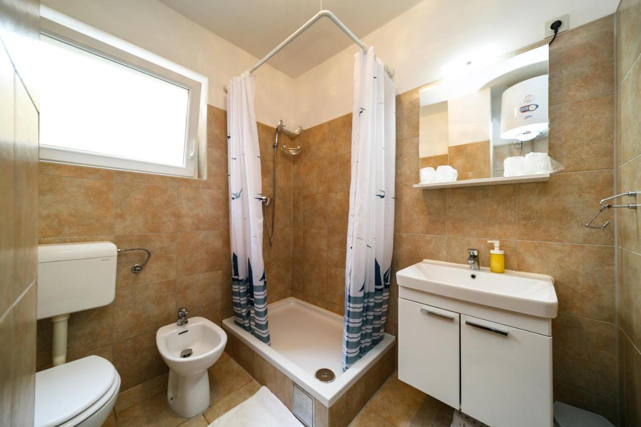 Apartment Zuza Krk Krk Town Exterior photo